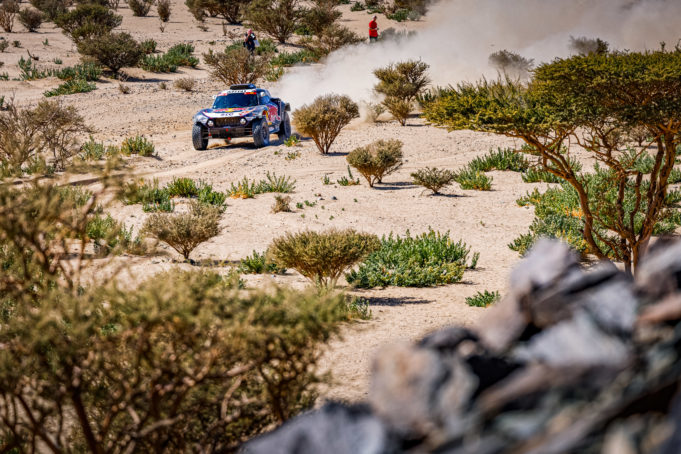 Rally/Dakar.- Carlos Sainz inicia su reconquista del Dakar con victoria y liderato