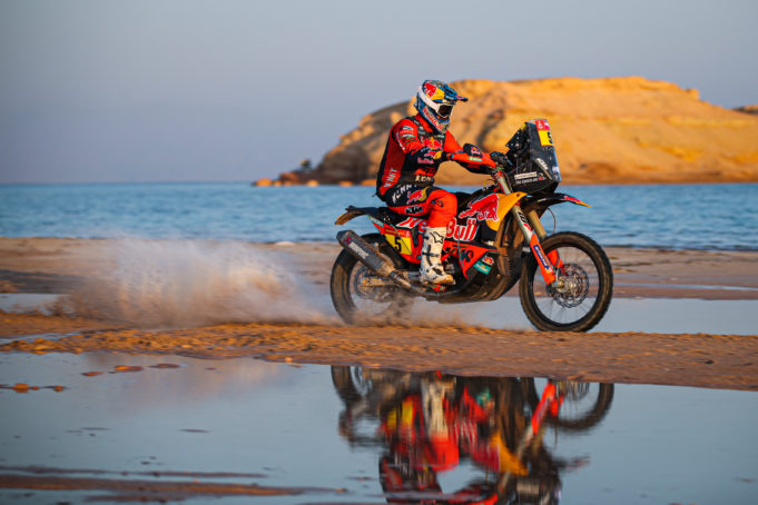 Rally/Dakar.- Sunderland gana la penúltima etapa, Bernavides refuerza su liderato y Barreda abandona