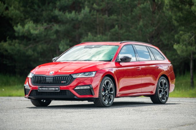 Skoda lanza el nuevo Octavia híbrido enchufable, con hasta 66 kilómetros de autonomía eléctrica