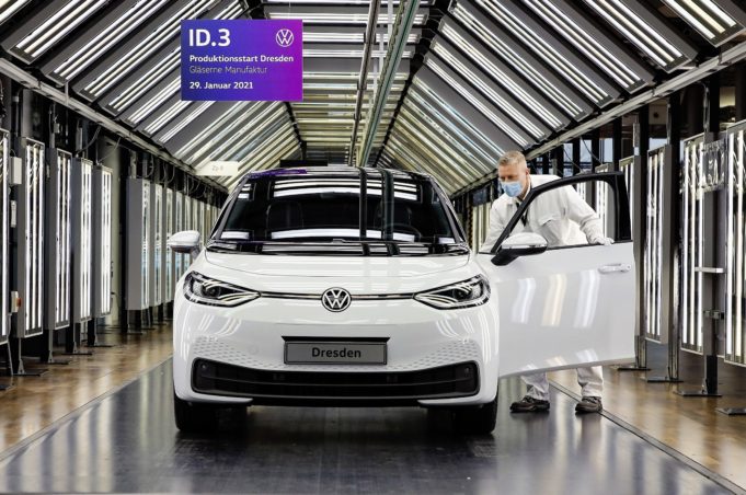 Volkswagen inicia la producción del ID.3 en Dresden (Alemania) tras dejar de fabricar el e-Golf