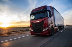 Las ventas de camiones y autobuses rozan las 4.000 unidades en el bimestre, un 9,5% menos