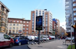 Foro plantea pactar precios en parkings para coches sin etiqueta ambiental que no podrán aparcar en superficie