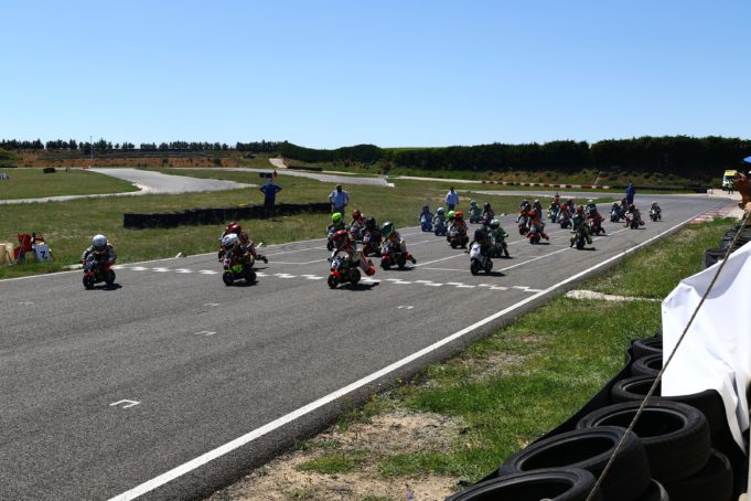 ¡Increíbles carreras en Kotarr!