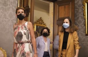 Chivite pide “tranquilidad” en torno al coche eléctrico y dice que los dos Gobiernos están “comprometidos”