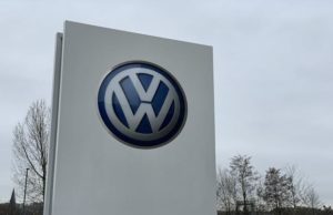 Absueltos unos exdirectivos de Volkswagen acusados de sobrerretribuir a sindicalistas