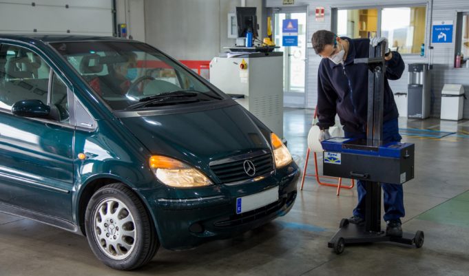 Casi uno de cada dos vehículos se saltó la ITV en 2021, la mayor cifra histórica de absentismo