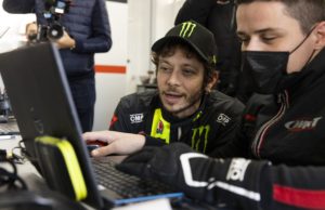 Valentino Rossi se estrenará en coches participando en el GT World Challenge Europe con el Team WRT y un Audi