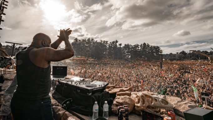 El festival Dreambeach se refuerza con el DJ americano Illenium y la visita estelar de Shaquille O’Neal