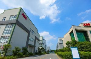 ABB aumenta su participación en el proveedor de recarga Chargedot al 80%