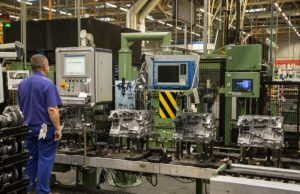 Climent rechaza hacer hipótesis sobre el futuro de Ford Almussafes y pide paciencia