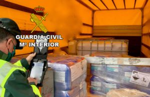 Interceptado en Ponteareas un camión con ITV desfavorable, carga mal estibada y cuyo conductor dio positivo en drogas