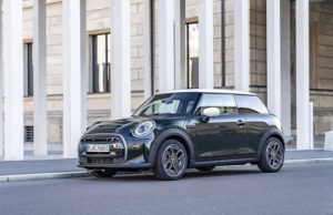 La edición Resolute del Mini Cooper SE eléctrico estará disponible desde marzo