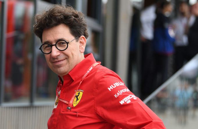 Mattia Binotto recalca que tuvieron “una mentalidad totalmente abierta” para crear el F1-75