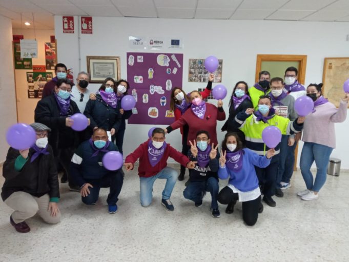 La piloto Yolanda Sospedra explica su experiencia en una profesión masculinizada