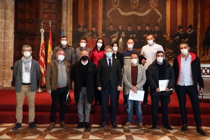 UGT Ford traslada a Puig el estado de la adjudicación de los modelos eléctricos a los que aspira Almussafes