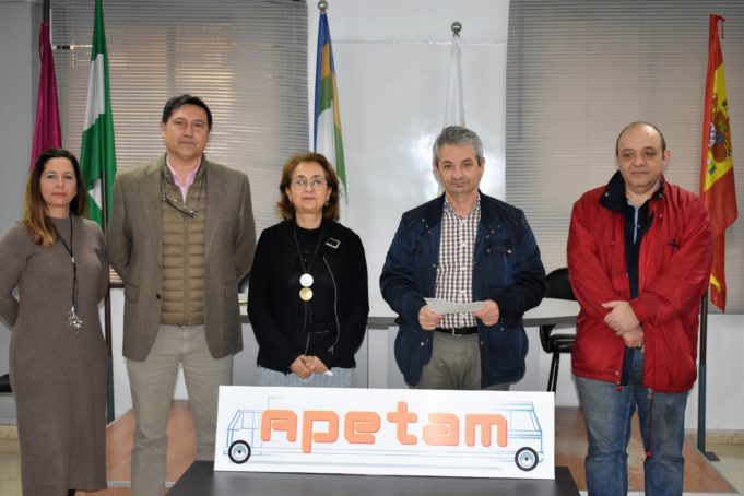 Apetam calcula que hacen falta 300 nuevos conductores de autobús para atender la demanda en la provincia