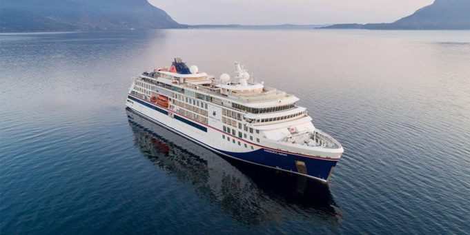 Puertos.-Turismo.- El crucero ‘Hanseatic Natura’ hace escala por primera vez este miércoles en Almería