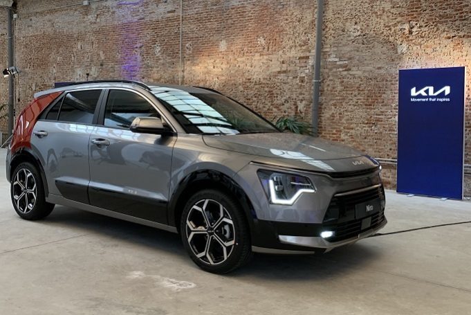 Kia lanza en España la nueva generación del Niro que llega con tres motorizaciones electrificadas