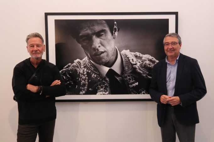 El fotógrafo Sandro Miller exhibe en La Malagueta por primera vez su colección El Matador, un homenaje al toreo