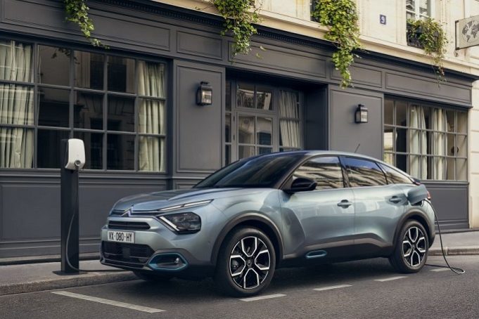 El ‘español’ Citroën ë-C4 alcanza una cuota del 11% en abril en el mercado de coches eléctricos