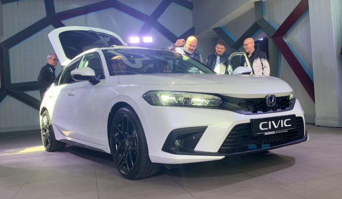 La undécima generación del Honda Civic llegará al mercado español en otoño y con motorización híbrida