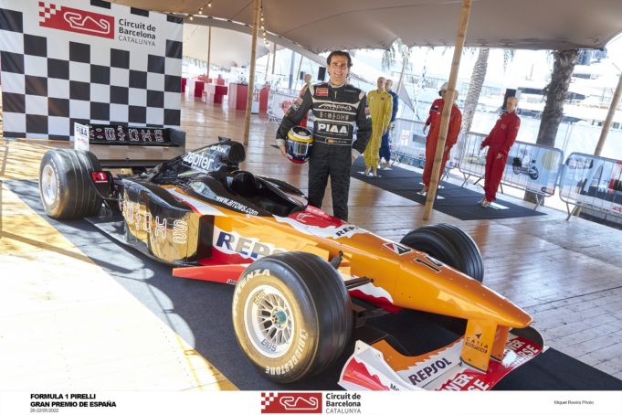 De la Rosa vuelve a subirse al Arrows en el ‘Village Barcelona&Circuit’