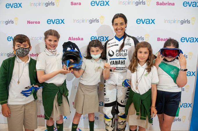 Sara García: “Hay que luchar para que deje de ser la excepción ver a una mujer en los deportes de motor”