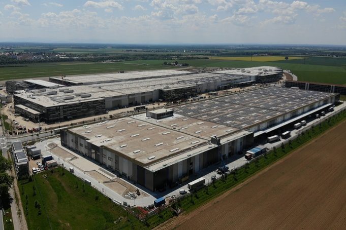 El grupo BMW invertirá 170 millones de euros en una fábrica de celdas de baterías en Alemania