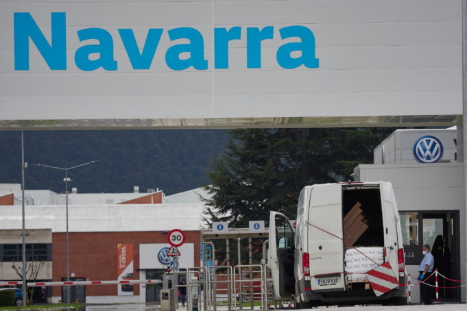 Volkswagen Navarra ha conseguido piezas para producir la semana que viene de martes a viernes