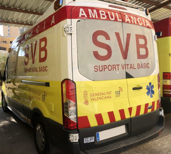 Sucesos.- Heridas cinco personas tras colisionar varios coches en Gandia