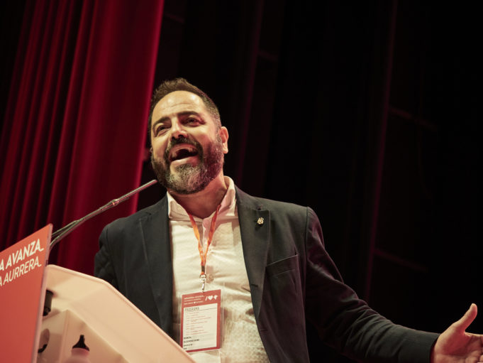 Alzórriz acusa a Esparza de intentar “enturbiar el progreso y la estabilidad de Navarra”