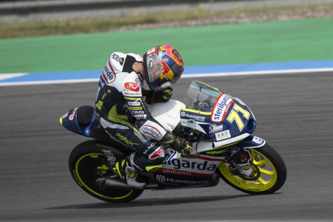 Sasaki reina en Austria en una nueva remontada de Moto 3 para David Muñoz