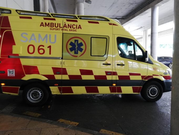 Dos jóvenes fallecen tras chocar su coche contra un camión en Manacor