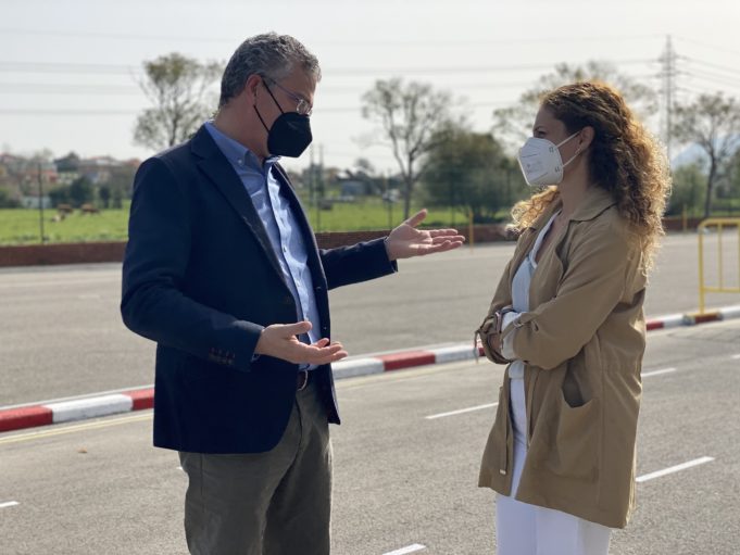 Tráfico espera “normalizar la situación” de la falta de examinadores en octubre o noviembre