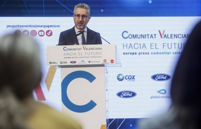 Arcadi España: “Sin un gobierno autonómico, Volkswagen no estaría en la Comunitat Valenciana”