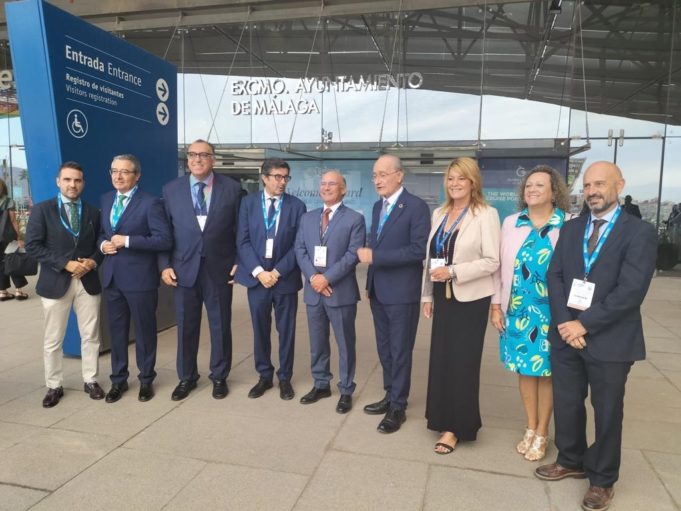 Puertos.-Turismo.-El puerto se posiciona en el segmento ‘luxury’ de cruceros en el Seatrade Cruise Med de Málaga