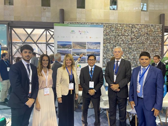 Puertos.- Turismo.-El Puerto se reúne con múltiples navieras en Seatrade Cruise Med para potenciar los cruceros