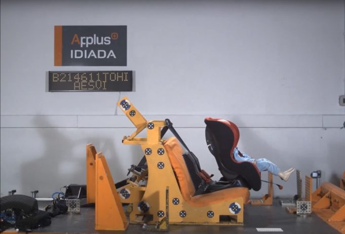 El 90% de las sillas infantiles de coche de segunda mano no pasarían ahora las pruebas de seguridad, según un estudio