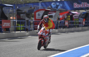 Motociclismo/GP Aragón.- Izan Guevara, sin rival en Moto3; Acosta lidera el triplete español de Moto2