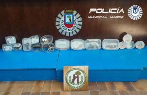 Decomisados 19 ejemplares de animales que estaban a la venta en tupperwares en un parking junto a Expotierra