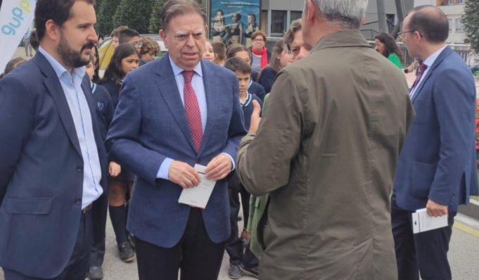 Canteli apuesta por el coche eléctrico: “Es el futuro”