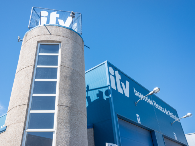 Evita sorpresas en la ITV con la revisión Pre-ITV de Garaje Arsenio