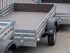 Evita fallos y sanciones con Accesorios La Campiña: instalación eléctrica para remolques en Sevilla con garantía