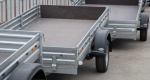 Evita fallos y sanciones con Accesorios La Campiña: instalación eléctrica para remolques en Sevilla con garantía