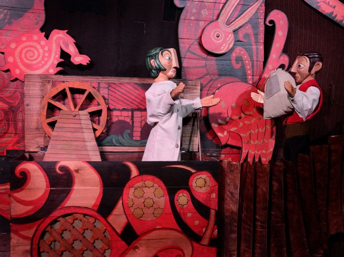 Teatro Educativo E Imaginativo Para Familias Con Niños En El Auditorio