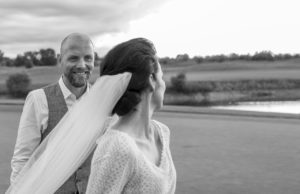 Sí, puedes mantener la pensión de viudedad aunque te cases de nuevo