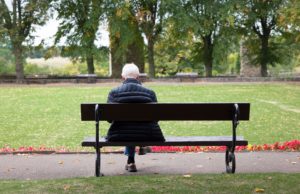 El 16% de las personas entre 65 y 75 años en España viven solas Imagen de recurso de Bigstock.