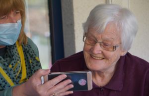Manteniendo la independencia de nuestros mayores con ayuda y cuidados a domicilio Jesus y Quini servicios ayuda a las personas mayores a domicilio en Oviedo y Aviés