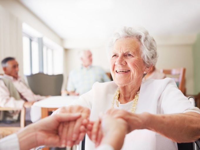 Residencia Centro Elguezabal: Acompañamiento emocional y calidad de vida para mayores en Portugalete