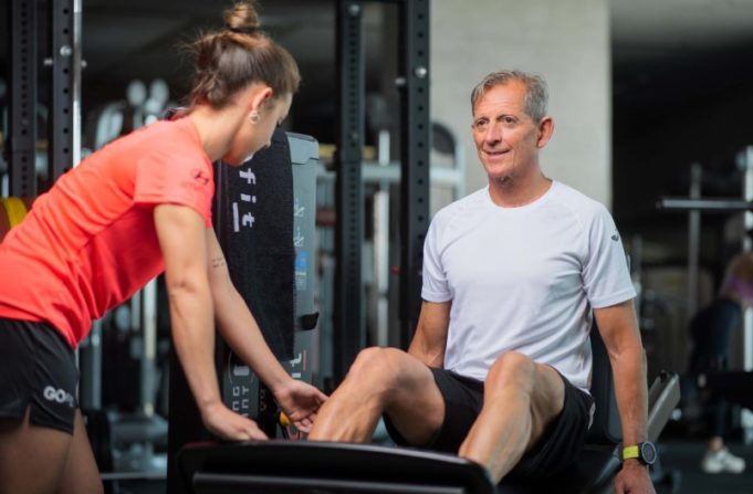 El deporte, herramienta esencial contra la soledad no deseada en verano entre mayores